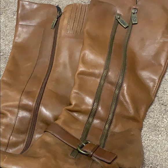 Guess leather boots size 8 - Picture 2 of 5